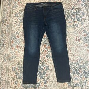 Old navy mid-rise rockstar super skinny jeans